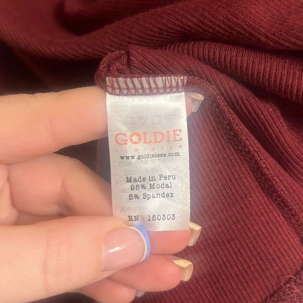 ✨GOLDIE LEWINTER RIBBED SLEEVELESS BURGUNDY SZ SMALL TEE✨